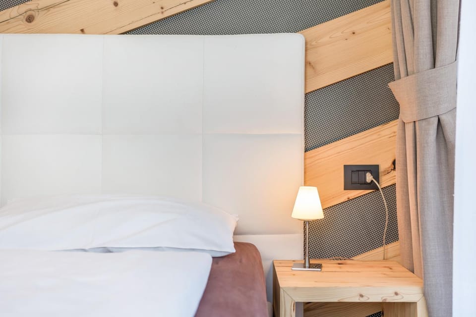 Property building, Living room, Bedroom