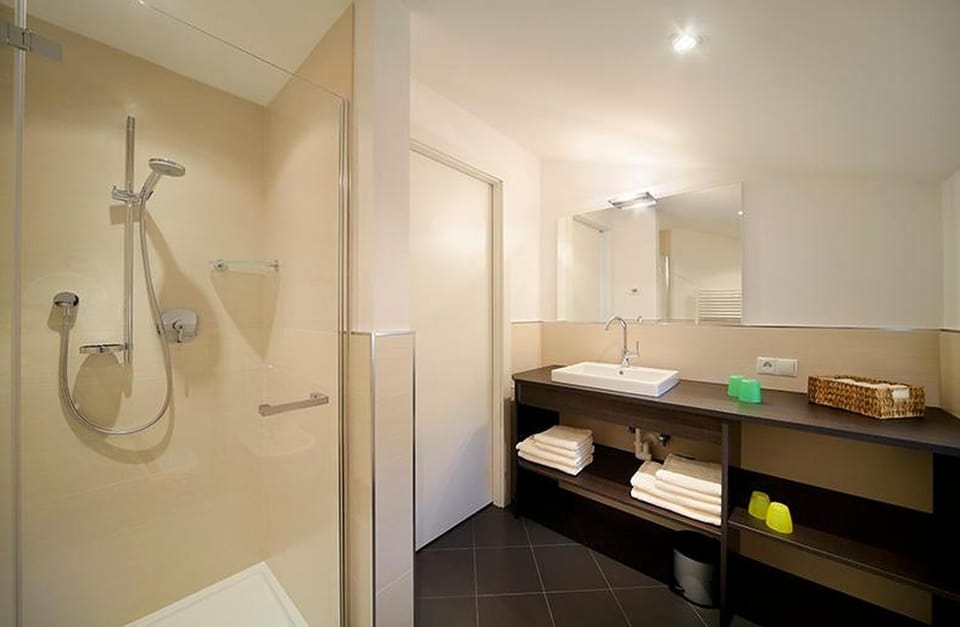 Bathroom, Living room