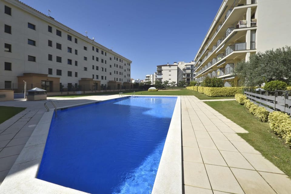 Property building, Day, Other, Swimming pool