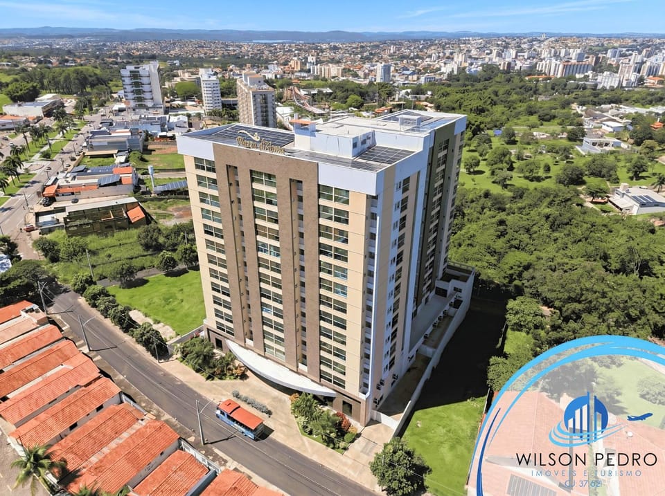 Property building, Neighbourhood, City view, Location