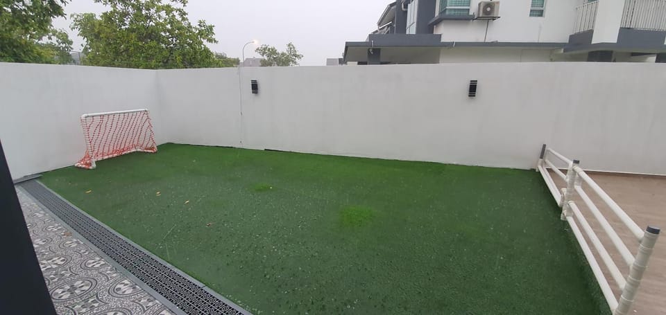 Villa with private Pool and Sauna @ Nilai Villa in Negeri Sembilan, Malaysia
