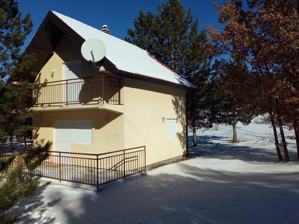 Vikendica Galiot House in Dubrovnik-Neretva County