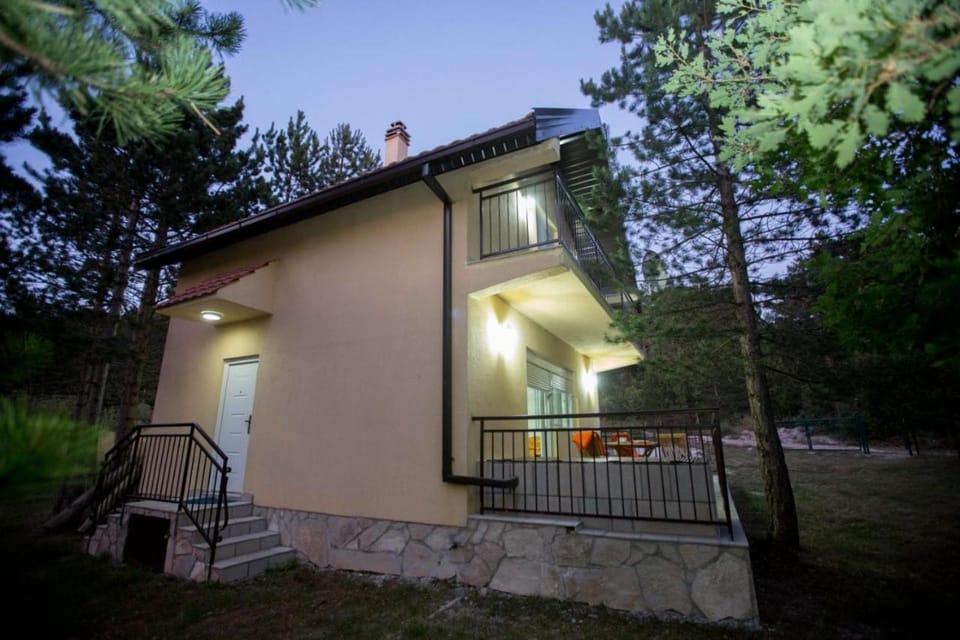 Vikendica Galiot House in Dubrovnik-Neretva County