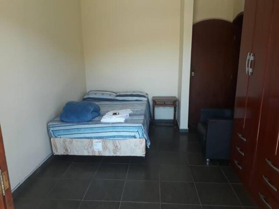 Casa com 6 quartos e confortável próxima ao Santuário House in State of São Paulo
