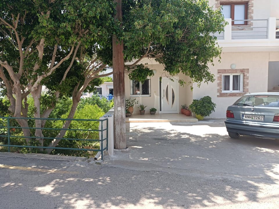 Krystallenia's House Apartment in Lasithi