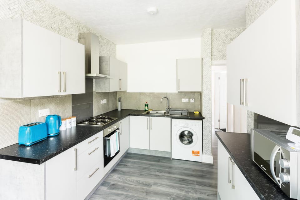 dishwasher, minibar, pet friendly, stove, toaster, washing machine
