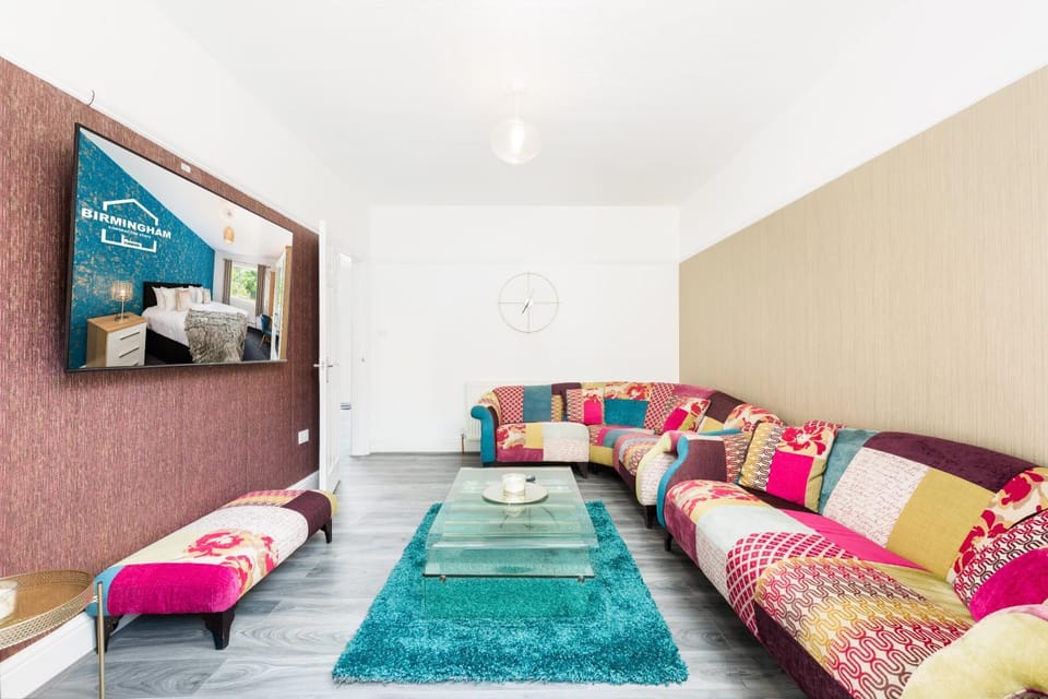 TV and multimedia, Living room, Seating area