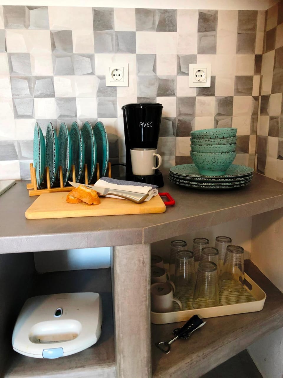 Coffee/tea facilities