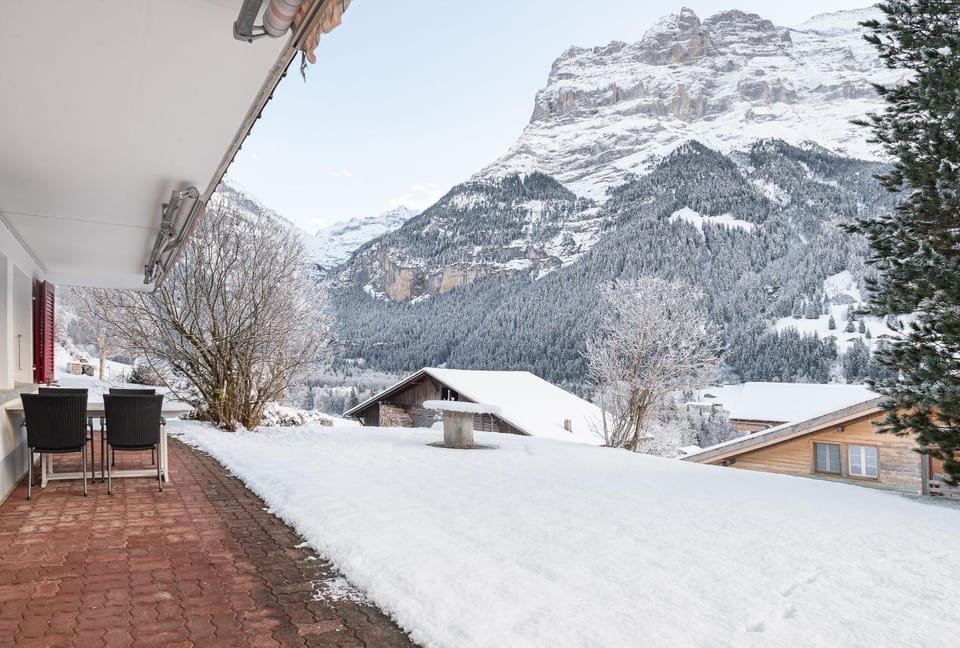 Garden, Balcony/Terrace, Mountain view
