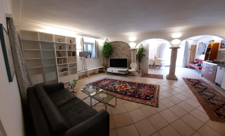 Living room, Lobby or reception