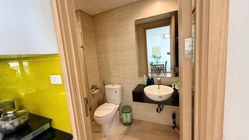 Thủy Hạ Long Homestay Apartment in Laos