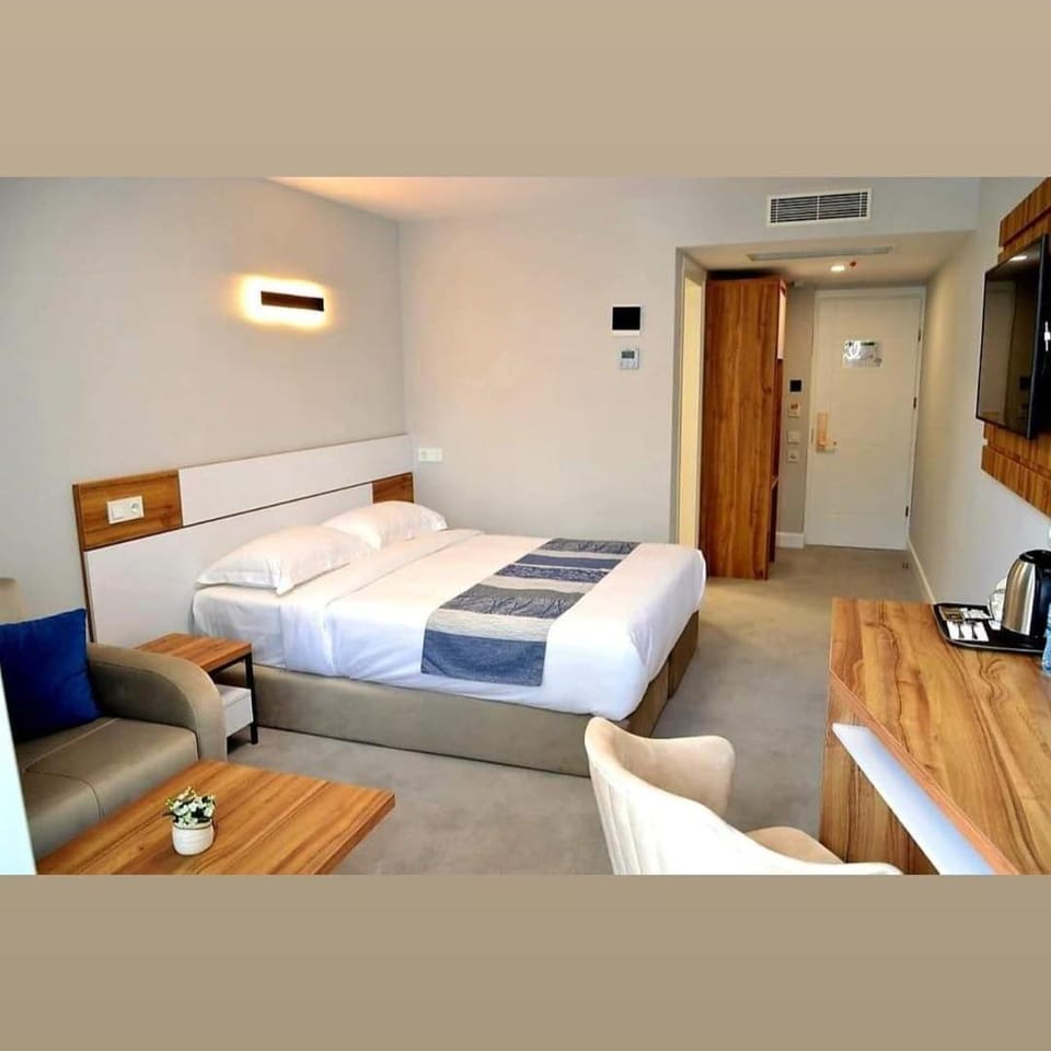 Bed, Bedroom, air conditioner