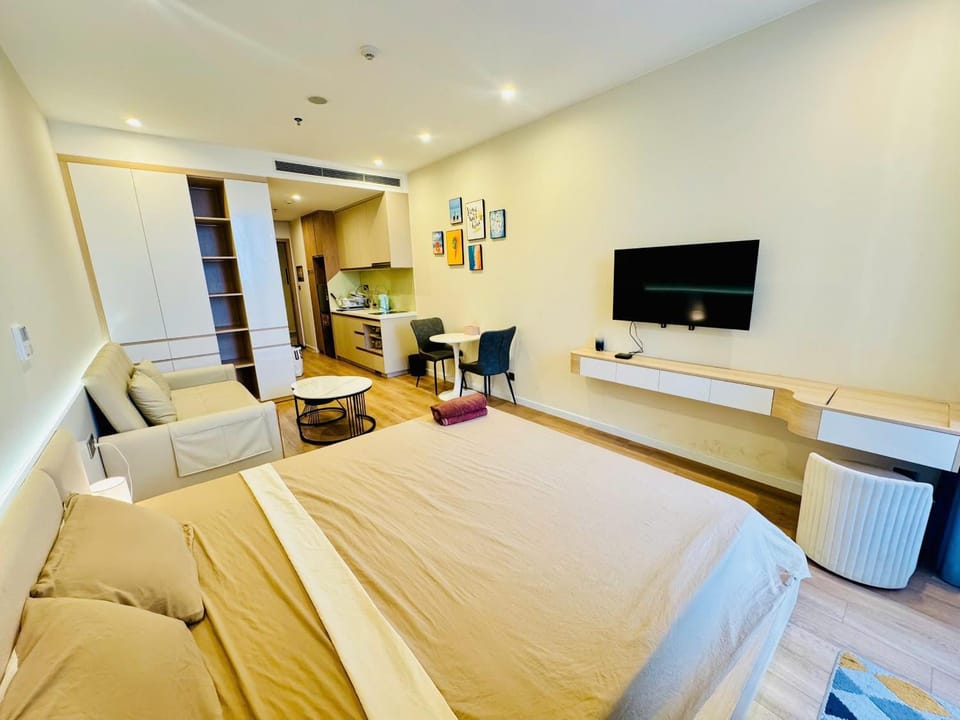 May house Ha Long & 1-5 mins access beach Apartment in Laos