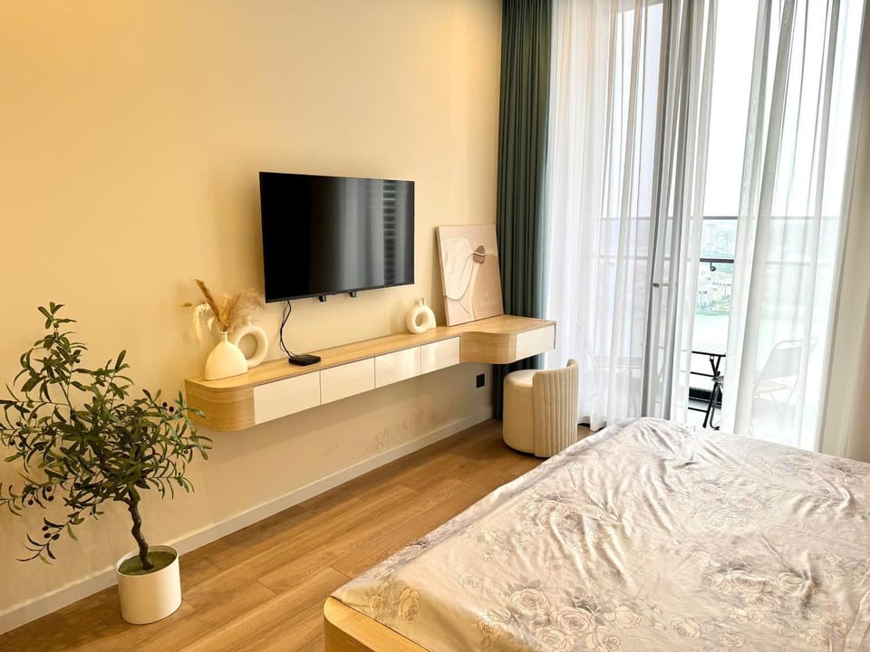 May house Ha Long & 1-5 mins access beach Apartment in Laos