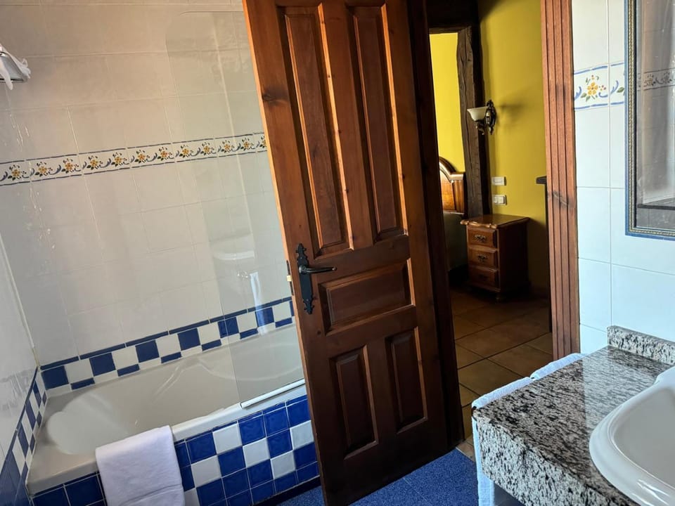 La Venta de Quijas Bed and Breakfast in Western coast of Cantabria