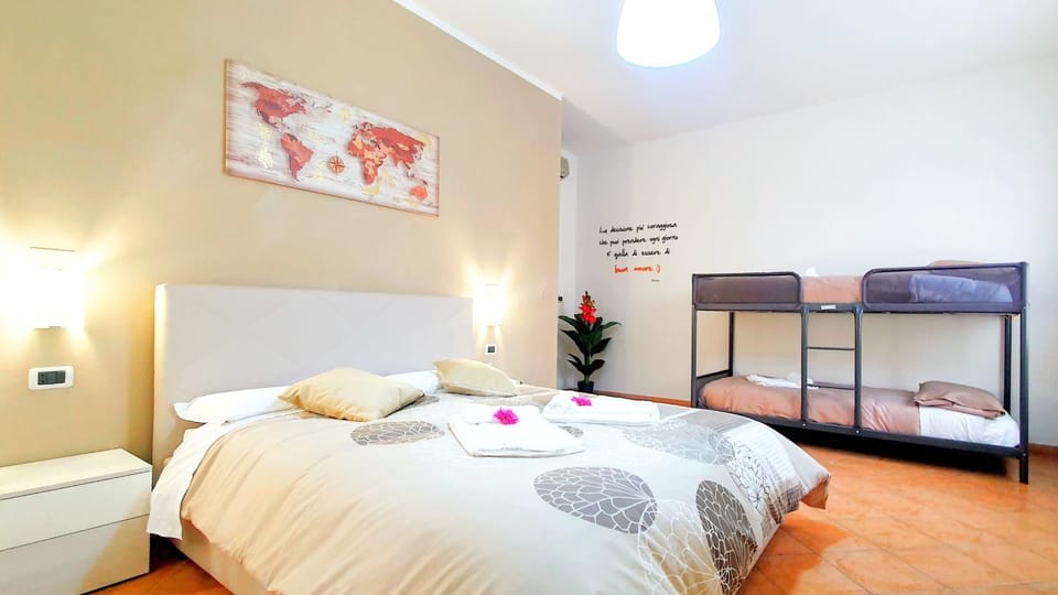 Photo of the whole room, bunk bed