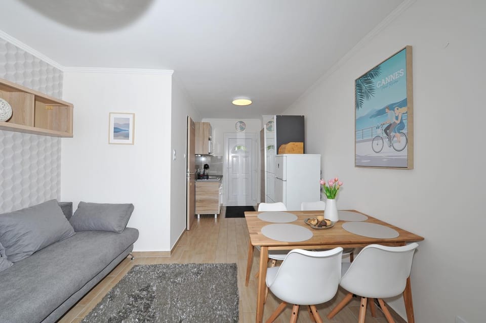 Bella Donna Apartment in Hungary