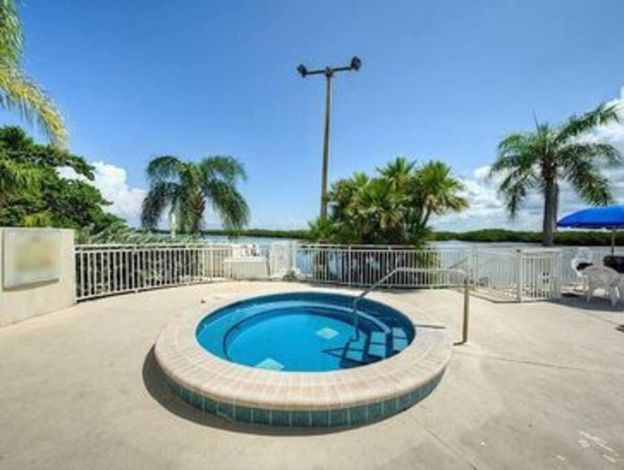Little Harbor Resort #109 Tampa Bay FL Beach, 2 Pools, Riverview Apartment in Ruskin