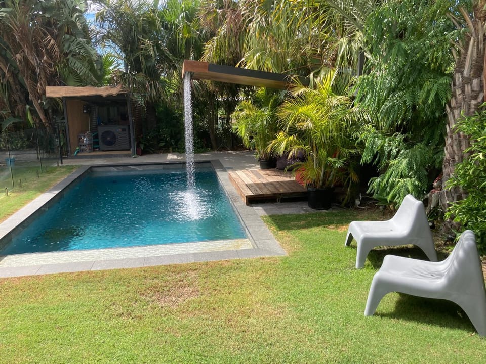 Garden, Swimming pool