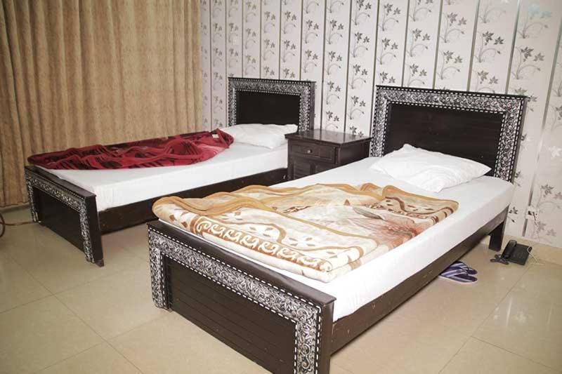 Butt Lodges 3 Bed and Breakfast in Islamabad