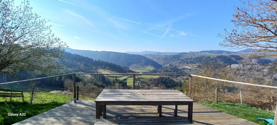 MacQuart P.O.A. RANCH Gîte de 2 à 8 pers House in Auvergne-Rhône-Alpes