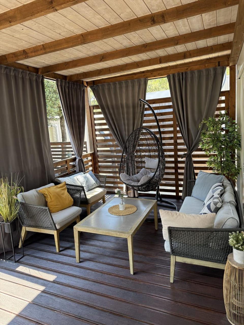 Bungalow Home Sweet Home - Logement complet Campground/ 
RV Resort in Biograd na Moru