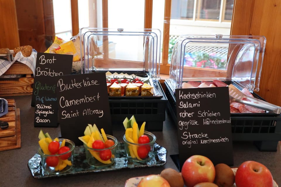 Buffet breakfast