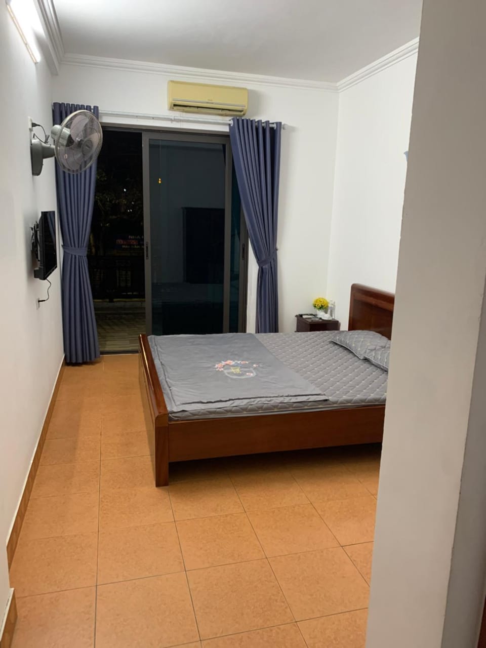 Khách Sạn Tuấn Thảo Cửa Lò Hotel in Laos