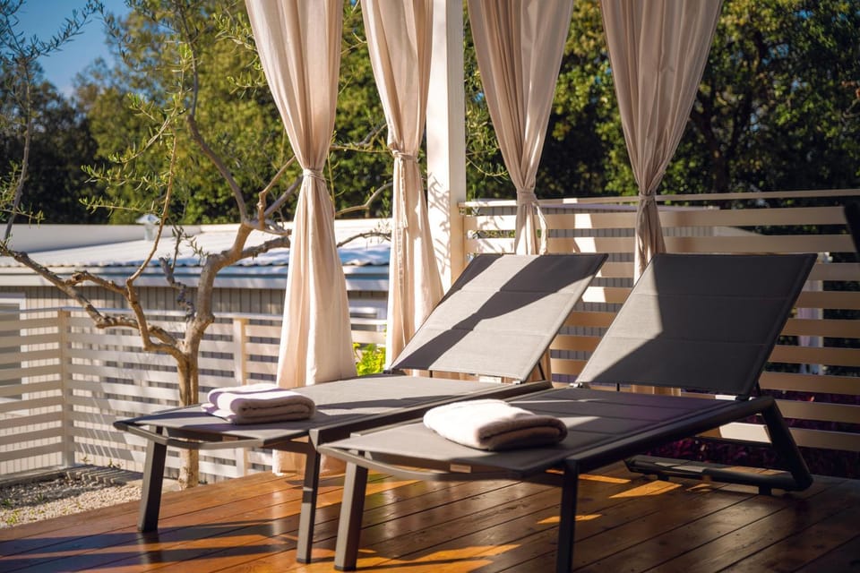 sunbed