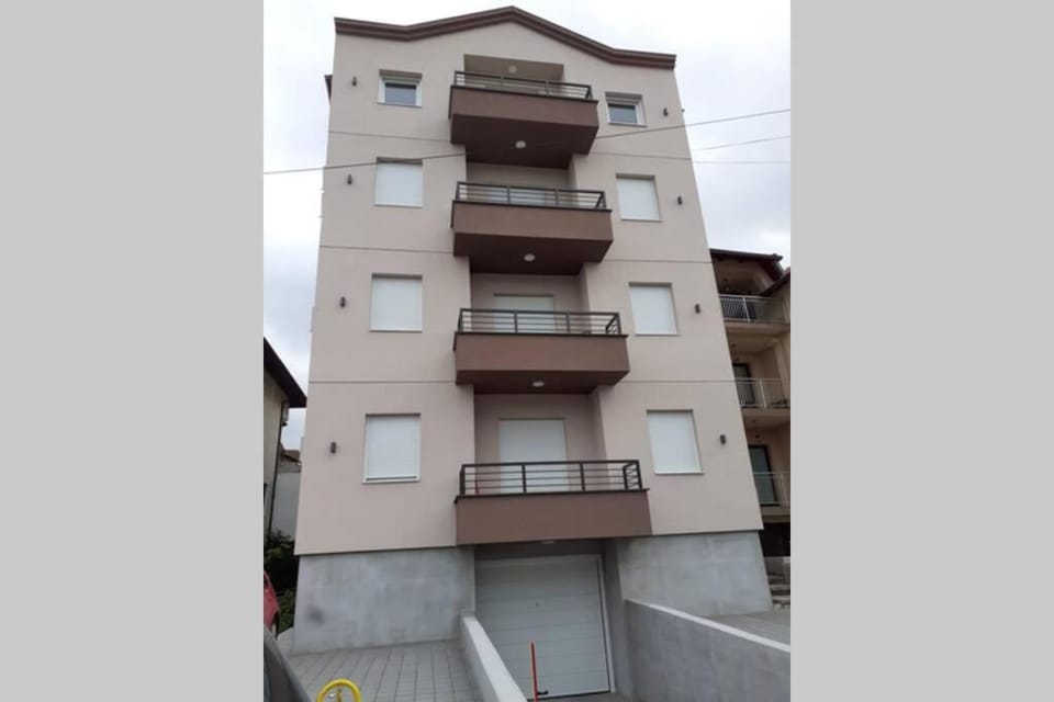 Smeštaj Voli - Apartman u centru Sokobanje Apartment in Serbia