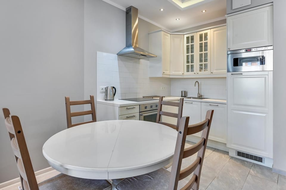 Kitchen or kitchenette, Photo of the whole room, Dining area, Area and facilities, minibar, pet friendly, stove