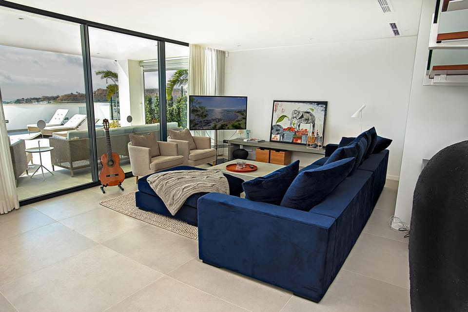 TV and multimedia, Living room, Seating area