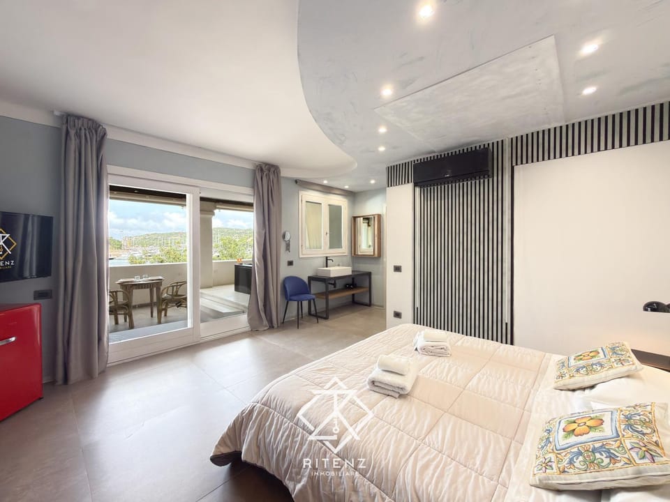 Relais Du Port Bed and Breakfast in Santa Teresa Gallura