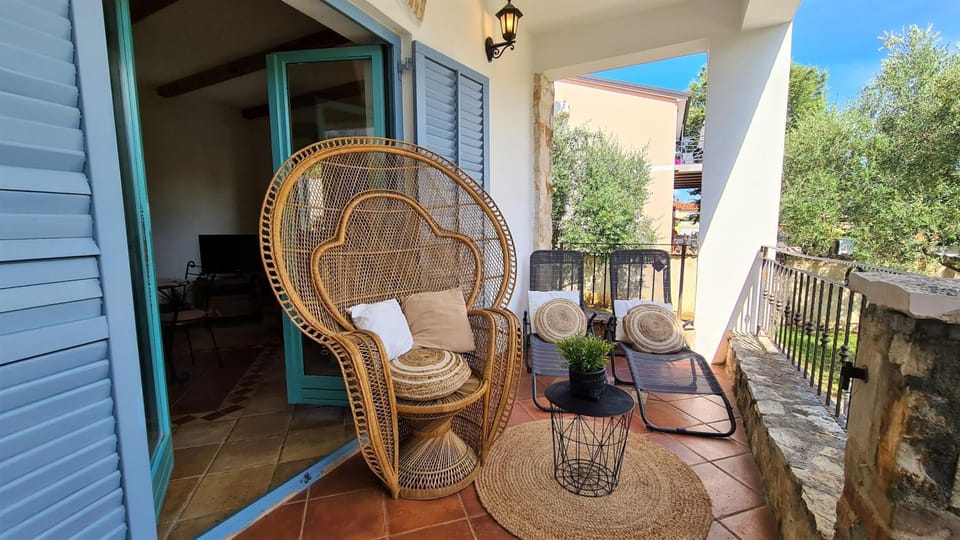 Balcony/Terrace, Balcony/Terrace