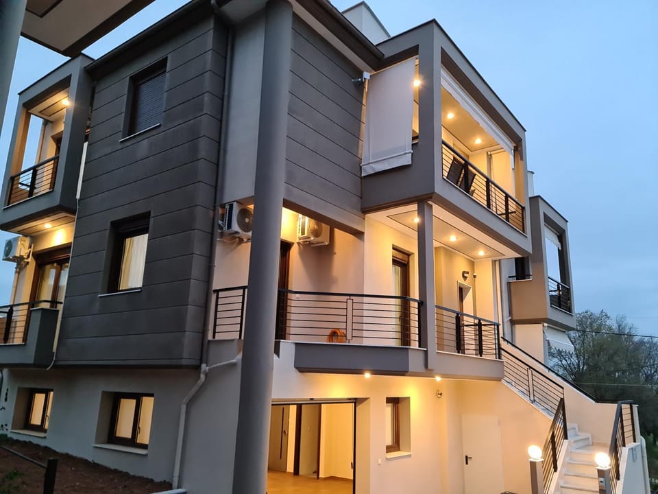 Property building, Sunrise