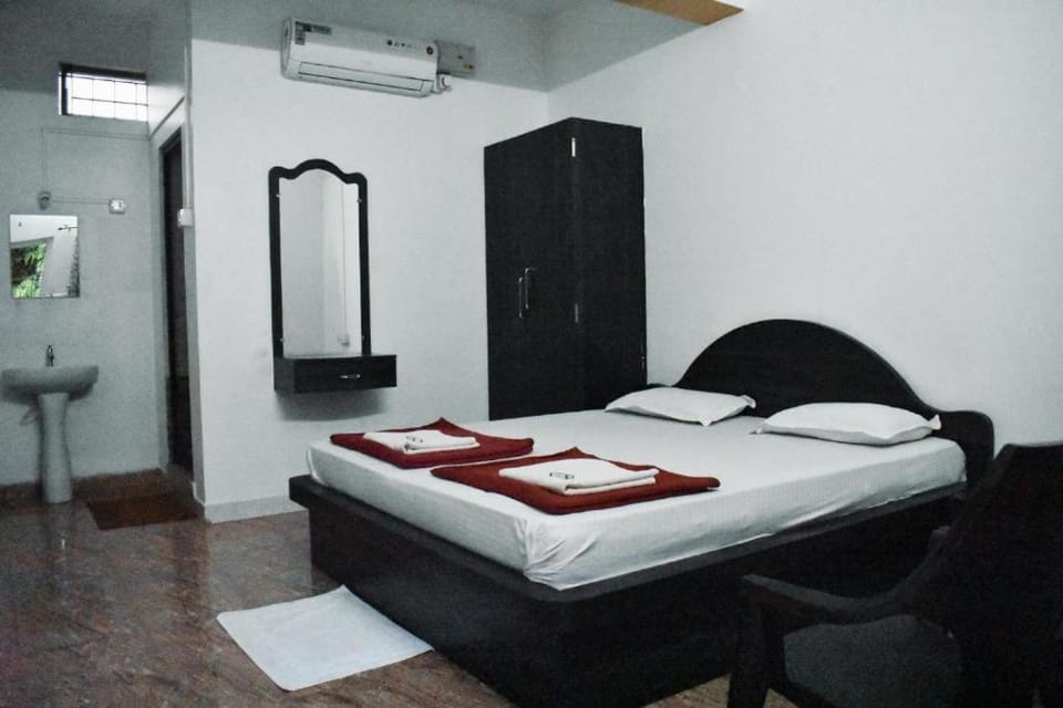 Hotel GANANJAYA Hotel in Karnataka