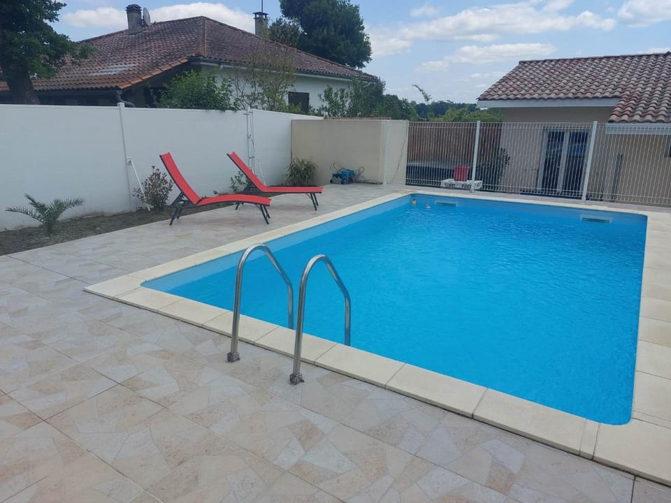 petite maison sympathique plein de charme House in Nouvelle-Aquitaine