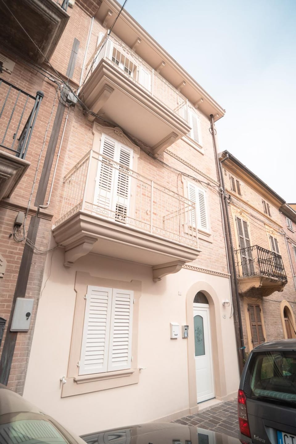 Property building, Facade/entrance