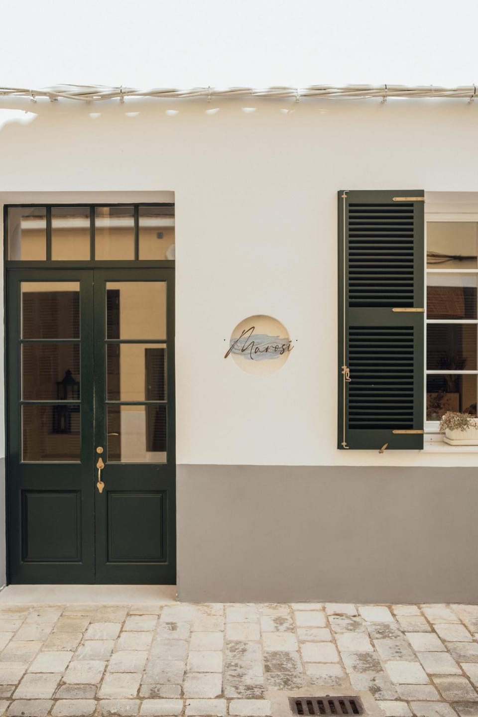 Facade/entrance