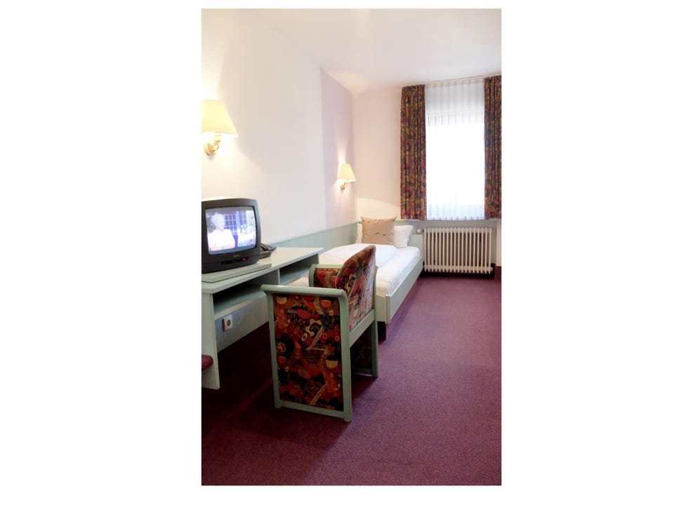 Bed, TV and multimedia