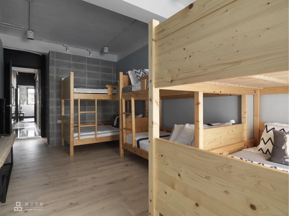 bunk bed