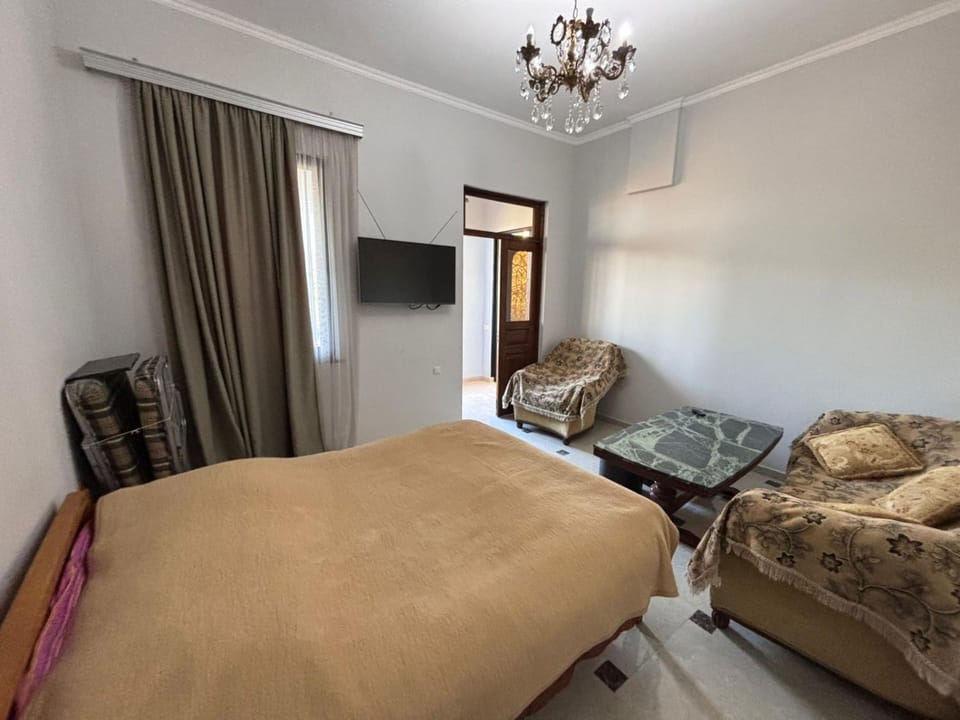 Bed, Living room, Bedroom