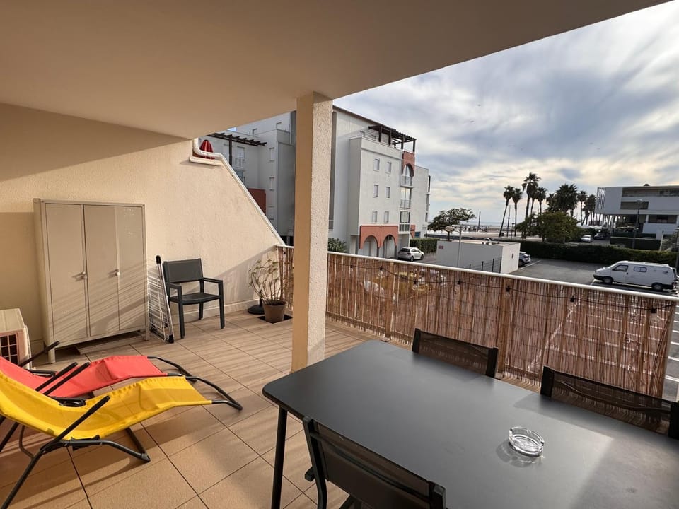 Patio, Sea view