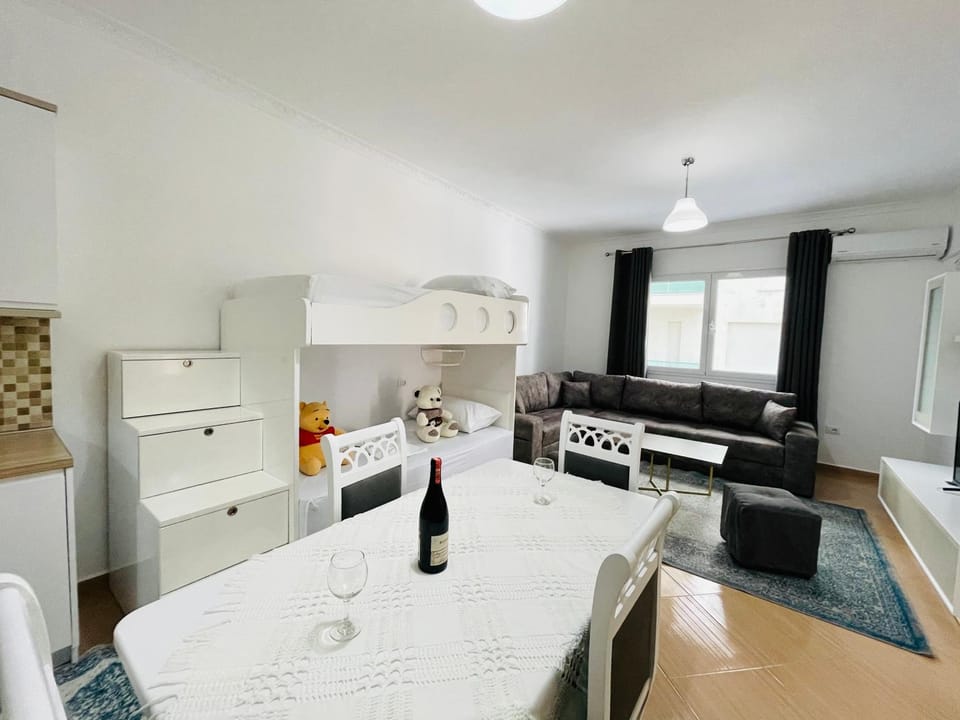 Living room, Seating area, Dining area
