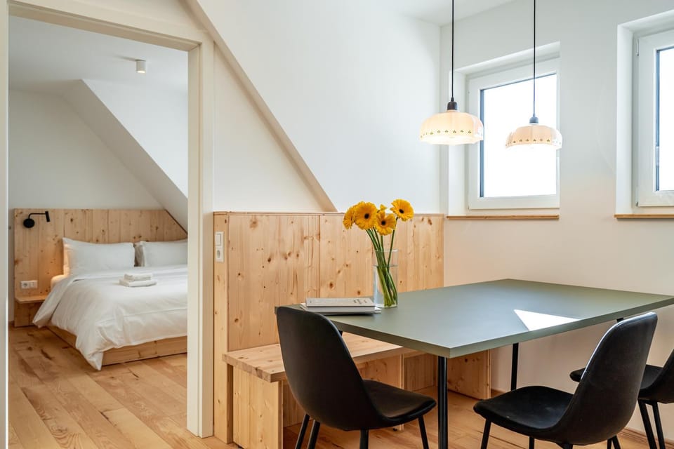 Dining area, Bedroom