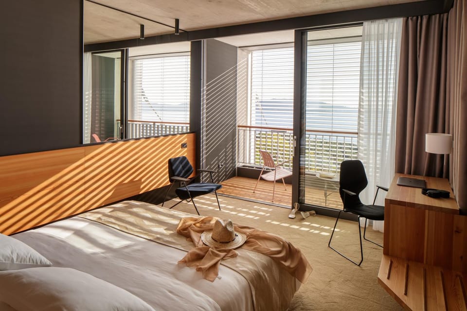 View (from property/room), Balcony/Terrace, Sea view