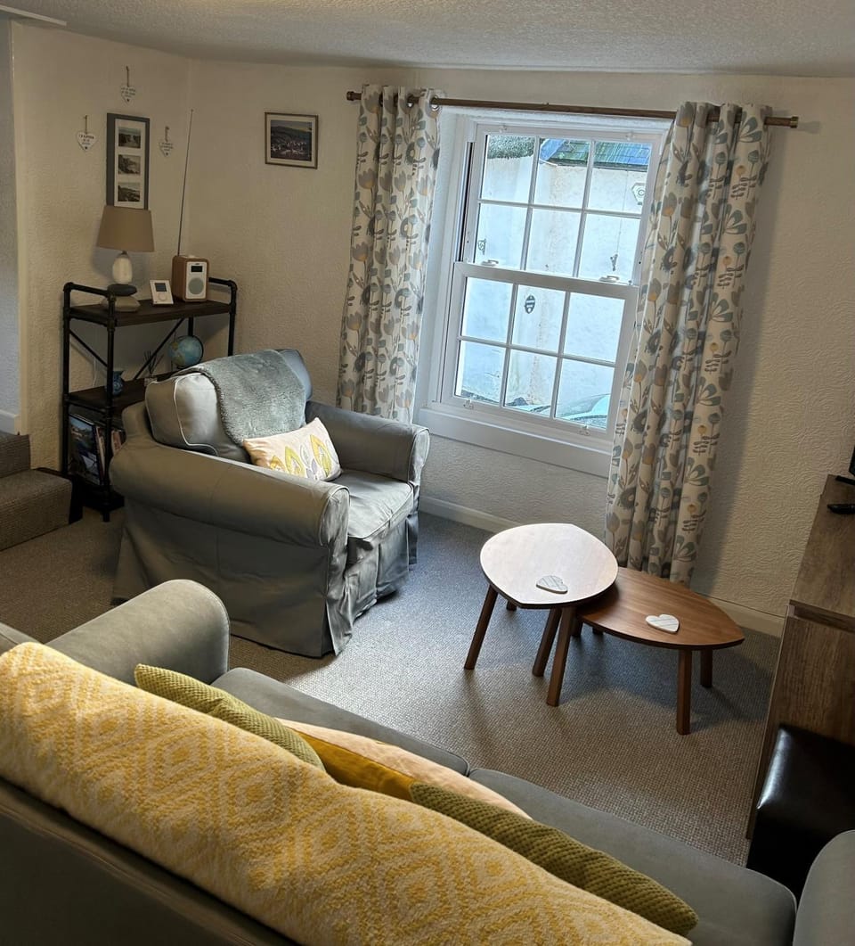 Cornerside, a character apartment in Stokeinteignhead, South Devon House in Teignbridge