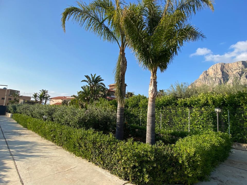 Villa Marcione Garden & House House in Sicily