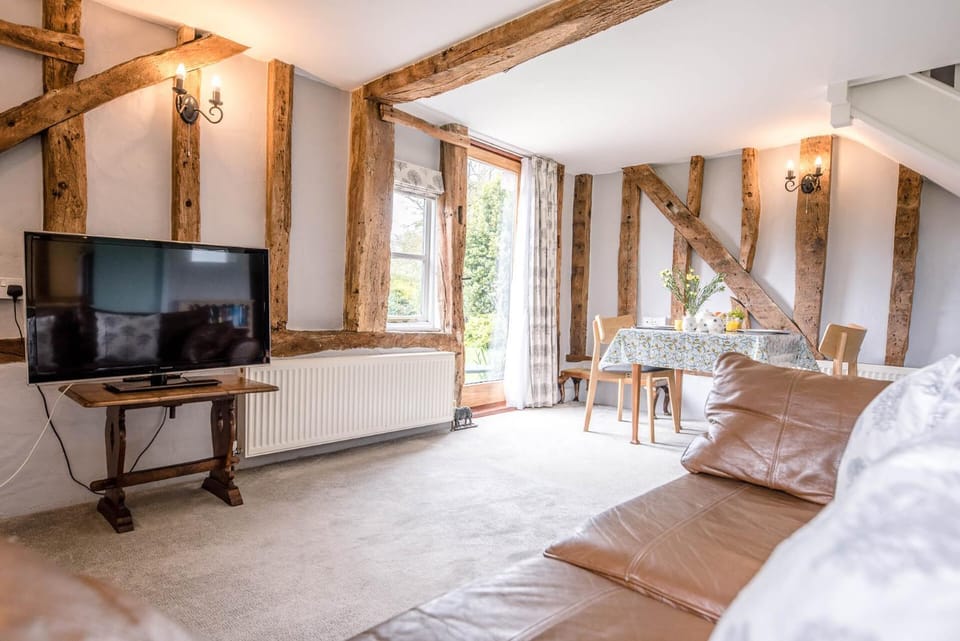 The Hayloft, Valley Farm, Snape Apartment in Suffolk Coastal District