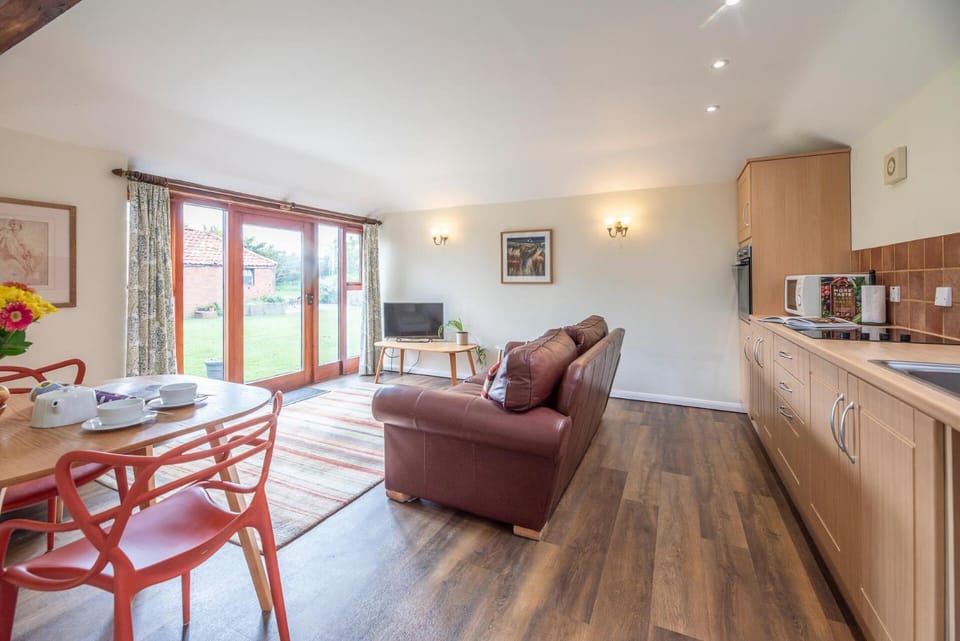 The Stables, Valley Farm, Snape Apartment in Suffolk Coastal District